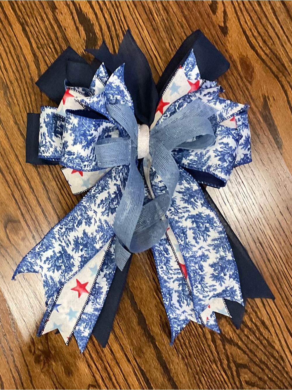 Patriotic Blue Ribbon Wreath Bow - Navy and White